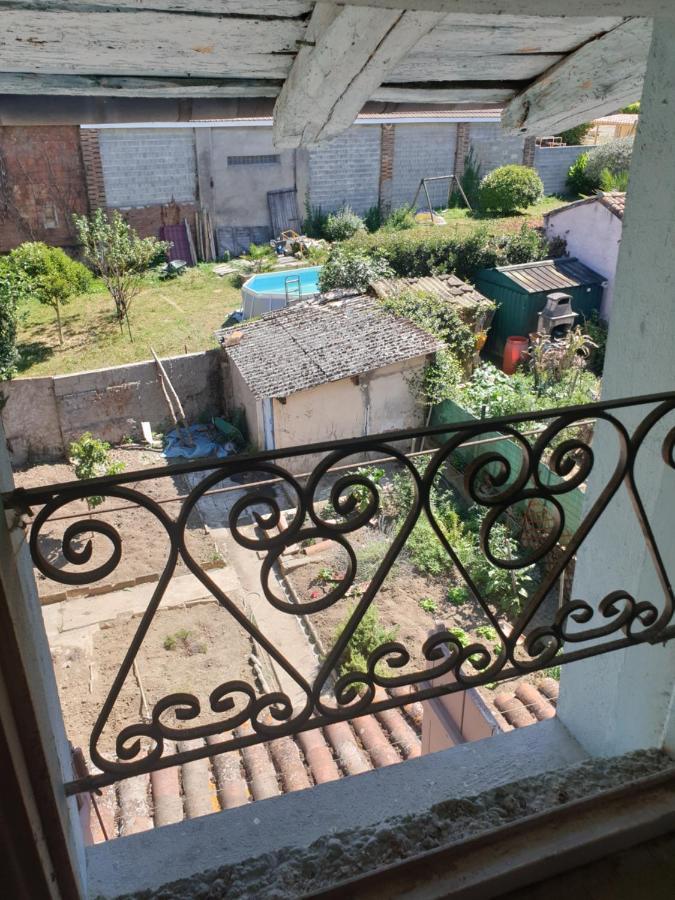 Petit Coin En Lomagne Pour La Nuit Apartment Beaumont-de-Lomagne Екстериор снимка